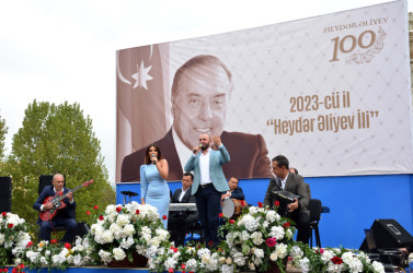 DAŞKƏSƏNDƏ ULU ÖNDƏR HEYDƏR ƏLİYEVİN 100 İLLİYİNƏ HƏSR OLUNMUŞ MÖHTƏŞƏM BAYRAM KONSERTİ KEÇİRİLİB