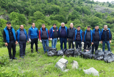 Daşkəsən qəsəbəsində “Yaşıl dünya naminə həmrəylik ili” çərçivəsində növbəti təmizlik aksiyası keçirilib