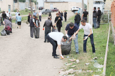 Daşkəsəndə “Təmiz ölkəm” devizi altında təmizlik aksiyası təşkil edilib