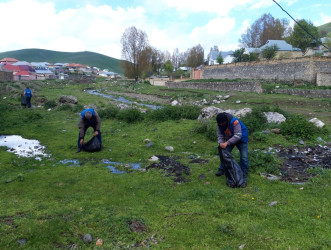 “Yaşıl dünya naminə həmrəylik ili” çərçivəsində Daşkəsən rayonunun Xoşbulaq kəndində təmizlik aksiyası keçirilib