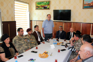 Daşkəsəndə Qurban bayramı münasibətilə müharibə veteranları,  qazi və şəhid ailələrinin üzvləri ilə görüş təşkil olunub