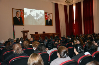 DAŞKƏSƏN RAYONUNDA “HEYDƏR ƏLİYEV VƏ AZƏRBAYCANDA MİLLİ İNTİBAH DÖVRÜ” MÖVZUSUNDA KONFRANS KEÇİRİLİB