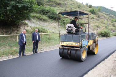 Daşkəsən Rayon İcra Hakimiyyəti Başçısının səlahiyyətlərini müvəqqəti  icra edən Vüqar Məmmədov rayonda aparılan tikinti və abadlıq işləri ilə tanış olub