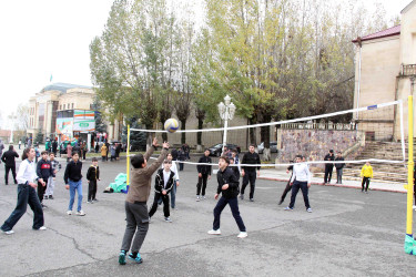 Daşkəsəndə səyyar “Sağlam həyat” layihəsi böyük maraqla qarşılanıb