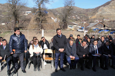 Daşkəsən Rayon İcra Hakimiyyətinin başçısı Orxan Abbasov 14.11.2024-cü il tarixdə Kollu kəndində vətəndaşların səyyar qəbulunu keçirib