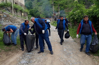 Daşkəsən qəsəbəsində “Yaşıl dünya naminə həmrəylik ili” çərçivəsində növbəti təmizlik aksiyası keçirilib