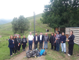 Xoşbulaq kəndində "Yaşıl dünya naminə həmrəylik ili" çərçivəsində növbəti təmizlik aksiyası təşkil olunub