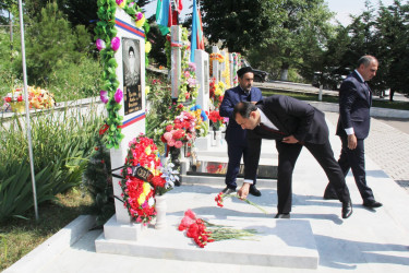 Daşkəsən Şəhidlər Xiyabanında Vətən müharibəsi şəhidi Quliyev Elvin Amil oğlunun ad günü qeyd edilib.