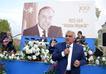 DAŞKƏSƏNDƏ ULU ÖNDƏR HEYDƏR ƏLİYEVİN 100 İLLİYİNƏ HƏSR OLUNMUŞ MÖHTƏŞƏM BAYRAM KONSERTİ KEÇİRİLİB