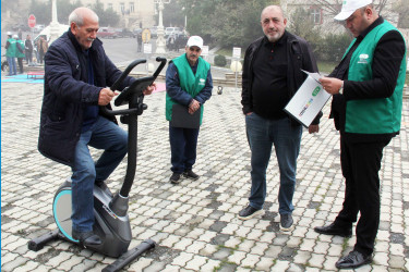 Daşkəsəndə səyyar “Sağlam həyat” layihəsi böyük maraqla qarşılanıb