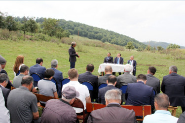 Daşkəsən Rayon İcra Hakimiyyətinin başçısı Orxan Abbasov Quytul kəndində səyyar qəbul keçirib