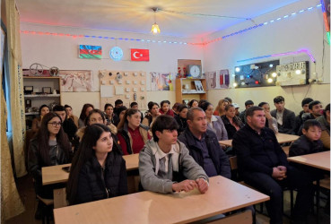 Daşkəsəndə "Baxımsız və kimsəsiz uşaqların sosial reabilitasiyası, xüsusilə onların peşə təhsilinə yönləndirilməsi" mövzusunda görüş keçirilib.