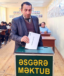 Daşkəsəndə “Konstitusiya və Suverenlik İli” çərçivəsində məktəblilərlə  "Şanlı Zəfər Tariximiz" adlı növbəti tədbirlər keçirilib