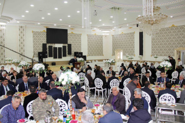 Daşkəsəndə Ümummilli Lider Heydər Əliyevin anım günü ilə bağlı ehsan süfrəsi açılıb