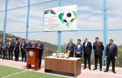 Daşkəsəndə “Konstitusiya və Suverenlik İli” çərçivəsində 15 İyun – Milli Qurtuluş Gününə həsr olunan minifutbol üzrə rayon turnirinin açılış mərasimi keçirilib və oyunlara strat verilib
