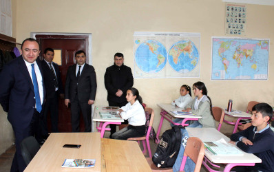 Daşkəsən Rayon İcra Hakimiyyətinin başçısı Orxan Abbasov 05.05.2026-cı il tarixdə Yuxarı Daşkəsən qəsəbəsində vətəndaşların növbəti səyyar qəbulunu keçirib