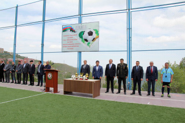 Daşkəsəndə “Konstitusiya və Suverenlik İli” çərçivəsində 15 İyun – Milli Qurtuluş Gününə həsr olunan minifutbol üzrə rayon turnirinin açılış mərasimi keçirilib və oyunlara strat verilib