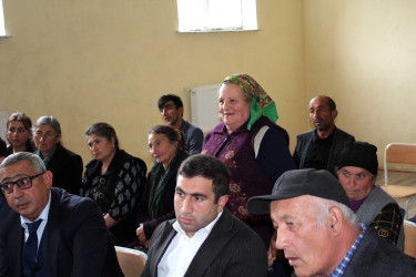 Daşkəsən Rayon İcra Hakimiyyətinin başçısı Orxan Abbasov 06.10.2026-cı il tarixdə Mollahəsənli kəndində vətəndaşların səyyar qəbulunu keçirib