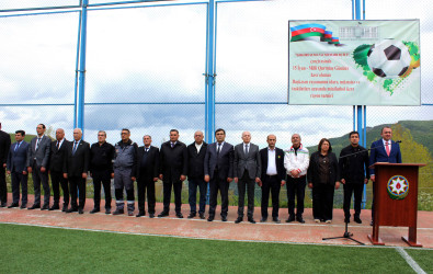 Daşkəsəndə “Şəhərsalma və Memarlıq İli” çərçivəsində 15 İyun – Milli Qurtuluş Gününə həsr olunan minifutbol üzrə rayon turnirinin açılış mərasimi keçirilib və oyunlara start verilib