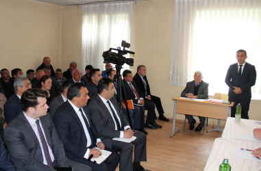 Daşkəsən Rayon İcra Hakimiyyətinin başçısı Orxan Abbasov 14.05.2025-ci il tarixdə Priverdilər kəndində vətəndaşların səyyar qəbulunu keçirib