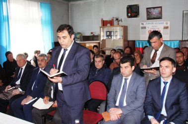 Daşkəsən Rayon İcra Hakimiyyətinin başçısı Orxan Abbasov 09.04.2025-ci il tarixdə Zağalı kəndində vətəndaşların növbəti səyyar qəbulunu keçirib