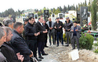 Daşkəsənli  Vətən müharibəsi  şəhidi  Novruz  Haxverdiyevin atası Əli Haxverdiyev torpağa tapşırılıb