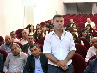 Daşkəsəndə sinif rəhbərləri ilə mülki müdafiə sahəsində metodik toplantı təşkil olunub