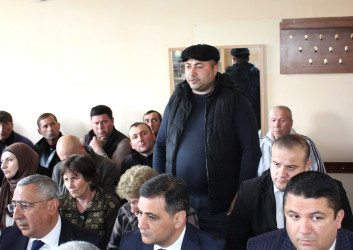 Daşkəsən Rayon İcra Hakimiyyətinin başçısı Orxan Abbasov 05.05.2026-cı il tarixdə Yuxarı Daşkəsən qəsəbəsində vətəndaşların növbəti səyyar qəbulunu keçirib