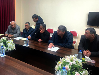 Daşkəsəndə istehlak bazarında fəaliyyət göstərən sahibkarlarla maarifləndici görüş keçirilib
