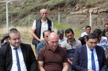 Daşkəsən Rayon İcra Hakimiyyətinin başçısı Orxan Abbasov 12.08.2026-cı il tarixdə Almalı kəndində vətəndaşların səyyar qəbulunu keçirib