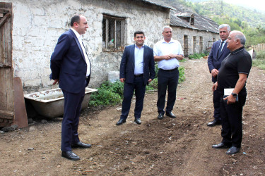 Daşkəsən Rayon İcra Hakimiyyətinin başçısı Orxan Abbasov növbəti heyvandarlıq təsərrüfatına baxış keçirib