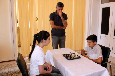 Daşkəsəndə "Şəhərsalma və Memarlıq İli" çərçivəsində 12 avqust - Beynəlxalq Gənclər Gününə həsr olunmuş şahmat üzrə yeniyetmələr arasında rayon turniri keçirilib