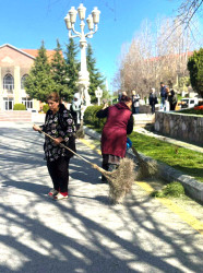 Daşkəsən şəhərinin prospekt və küçələrində təmizlik işləri aparılıb, yaşıllıqlara qulluq göstərilib