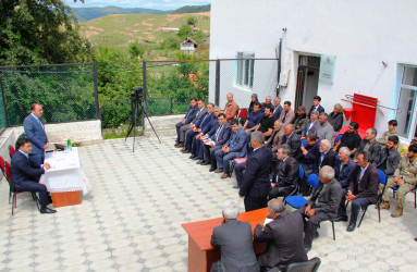 Daşkəsən Rayon İcra Hakimiyyətinin başçısı Orxan Abbasov 18.06.2025-ci il tarixdə Zəylik və Quytul kəndləri sakinlərinin səyyar qəbulunu keçirib