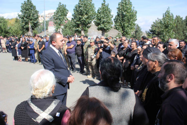 Daşkəsən rayonunda 27 Sentyabr – Anım Gününün 6-cı ildönümü dərin ehtiramla qeyd olunub, şəhidlərin xatirəsinə ehsan süfrəsi açılıb