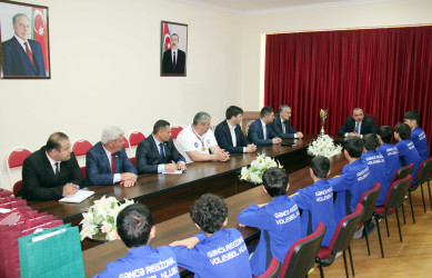 Daşkəsən Rayon İcra Hakimiyyətinin başçısı Orxan Abbasov Azərbaycan çempionu olmuş 14 yaşadək voleybolçu oğlanların “Daşkəsən” komandasını qəbul edib