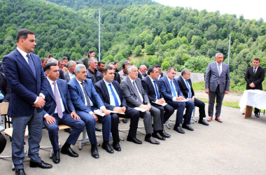 Daşkəsən Rayon İcra Hakimiyyətinin başçısı Orxan Abbasov 17.06.2026-cı il tarixdə Astaf kəndində vətəndaşların səyyar qəbulunu keçirib
