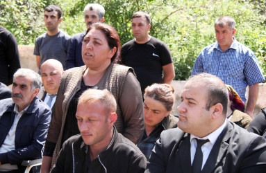 Daşkəsən Rayon İcra Hakimiyyətinin başçısı Orxan Abbasov 26.05.2025-ci il tarixdə Quşçu körpüsü qəsəbəsində vətəndaşların səyyar qəbulunu keçirib