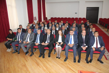 Daşkəsən Rayon İcra Hakimiyyətində “Azərbaycan Respublikasında kənd təsərrüfatı, balıqçılıq və akvakultura məhsullarının istehsalı və emalı sahələrinin inkişafına dair 2026–2030-cu illər üçün Dövlət Proqramı”nın icrasının təmin edilməsi məqsədilə yaradılmış rayon Qərargahının növbəti iclası olub və təsərrüfatlara yerində baxış keçirilib