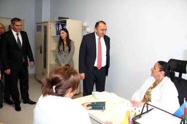Daşkəsəndə “Həmkardan həmkara qayğı ilə!” layihəsinə əsasən əhalinin tibbi müayinəsi günlərinə başlanıb