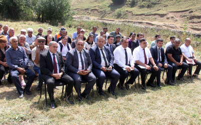 Daşkəsən Rayon İcra Hakimiyyətinin başçısı Orxan Abbasov 05.08.2025-ci il tarixdə Qaraqullar və Qaratağlar kəndləri sakinlərinin səyyar qəbulunu keçirib