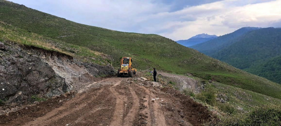 Daşkəsən rayon Dəstəfur kənd sakinlərinin yolla bağlı müraciəti müsbət həll edilib