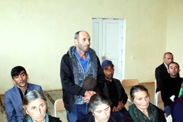 Daşkəsən Rayon İcra Hakimiyyətinin başçısı Orxan Abbasov 06.10.2026-cı il tarixdə Mollahəsənli kəndində vətəndaşların səyyar qəbulunu keçirib