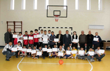 Daşkəsəndə “Konstitusiya və Suverenlik İli” çərçivəsində basketbol üzrə yeniyetmə və gənclər arasında rayon birinciliyi keçirilib