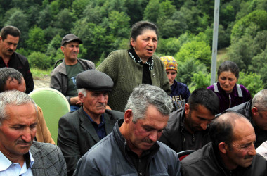 Daşkəsən Rayon İcra Hakimiyyətinin başçısı Orxan Abbasov 17.06.2026-cı il tarixdə Astaf kəndində vətəndaşların səyyar qəbulunu keçirib