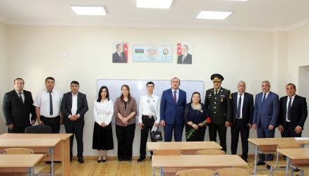 Daşkəsən Rayon İcra Hakimiyyətinin başçısı Orxan Abbasov bu il məzun olan şəhid ailəsi üzvləri ilə görüşüb