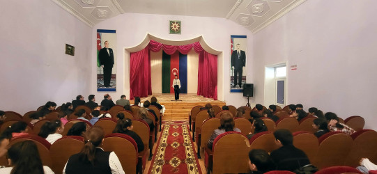 Daşkəsən rayonunda Ulu Öndər Heydər Əliyevin anadan olmasının 102-ci ildönümünə həsr olunmuş şeir müsabiqəsi keçirilib