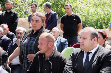 Daşkəsən Rayon İcra Hakimiyyətinin başçısı Orxan Abbasov 26.05.2025-ci il tarixdə Quşçu körpüsü qəsəbəsində vətəndaşların səyyar qəbulunu keçirib