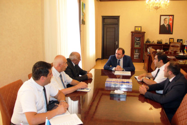 Daşkəsən Rayon İcra Hakimiyyətinin başçısı Orxan Abbasov dövlət qulluğunda uzunmüddətli səmərəli fəaliyyətinə görə Həsənov Firudin Bədəl oğlunu Fəxri Fərmanla təltif edib