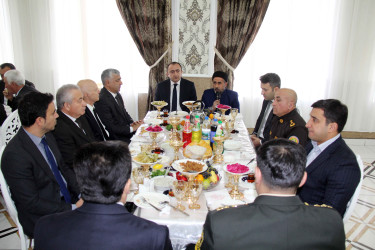 Daşkəsəndə Ümummilli Lider Heydər Əliyevin anım günü ilə bağlı ehsan süfrəsi açılıb